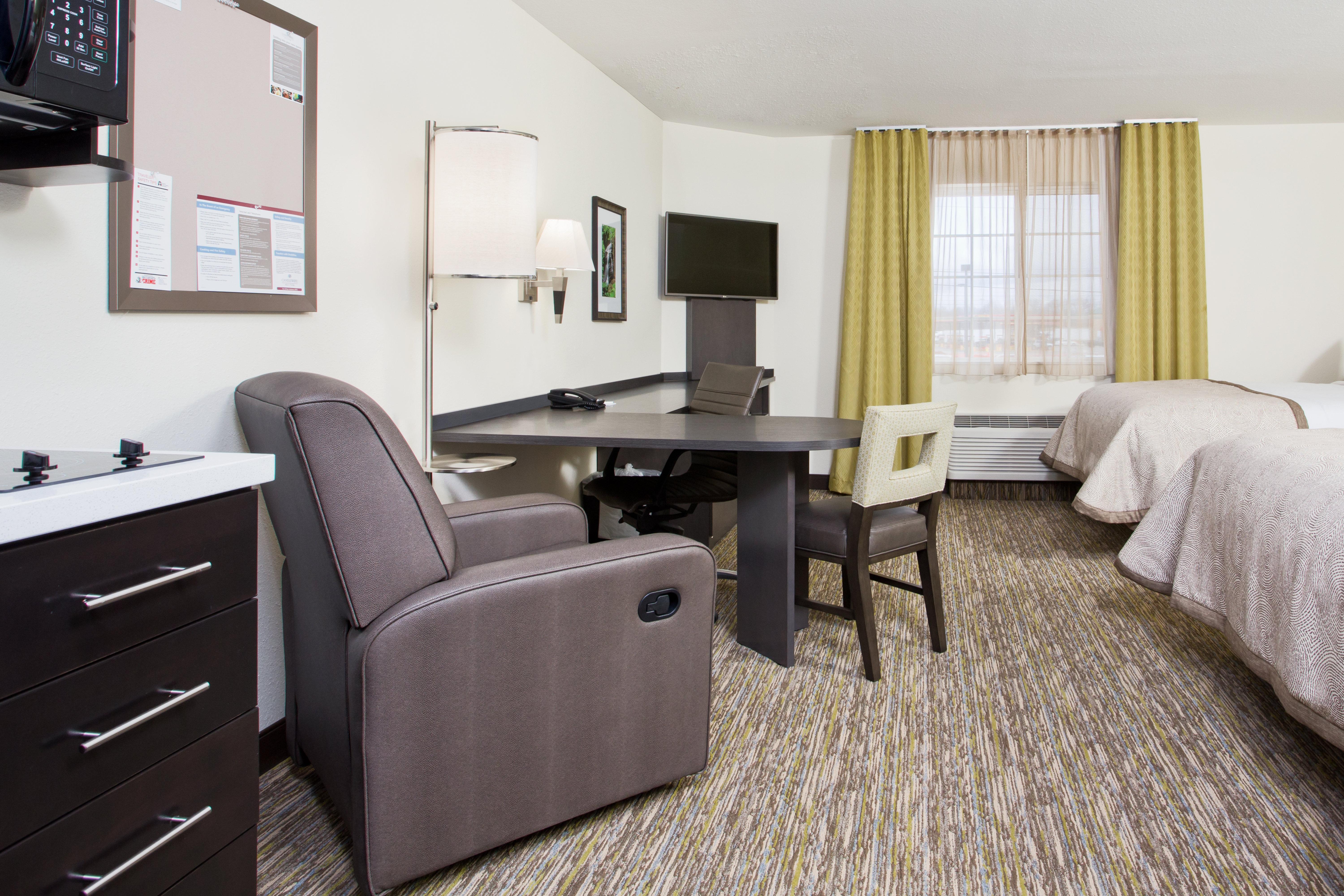Candlewood Suites Fort Campbell - Oak Grove By Ihg Exterior foto